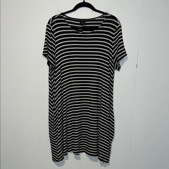 Agnes & Dora Black & White Striped Knee Length Fit & Flare Dress T17* - Picture 1 of 4